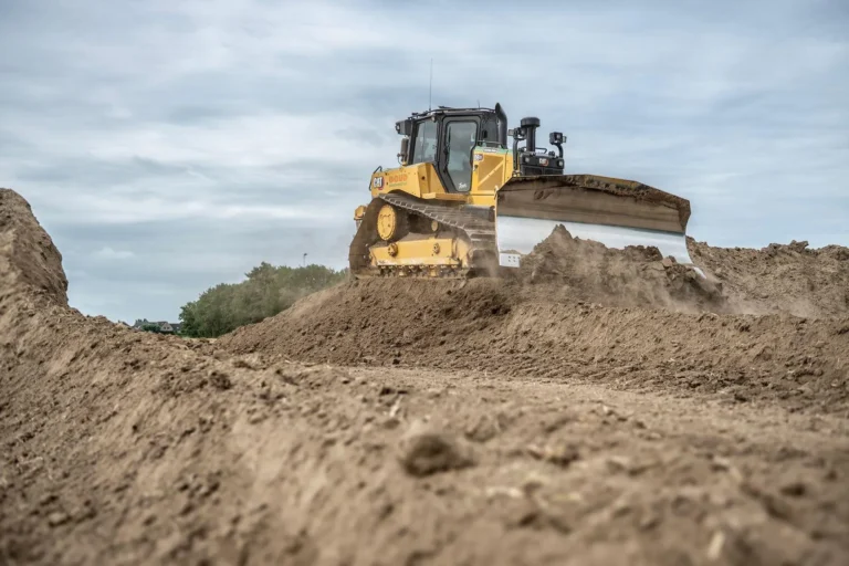 Egaliseren van een landbouwperceel in Zeeland21
